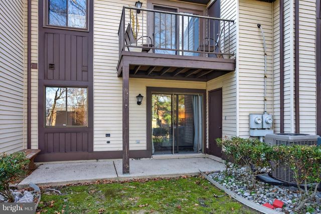 305-A KELLY COVE, Mount Laurel, NJ 08054