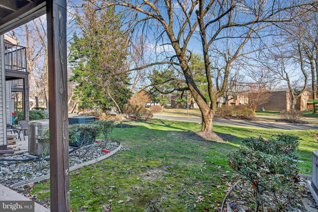 305-A KELLY COVE, Mount Laurel, NJ 08054