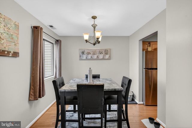 305-A KELLY COVE, Mount Laurel, NJ 08054