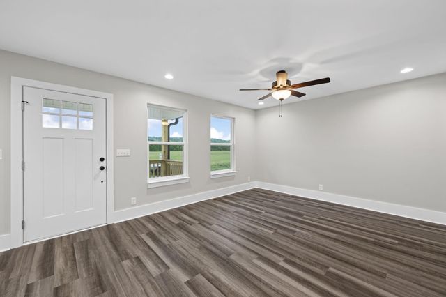 160 Galloway Airport Road, Dunlap, TN 37327