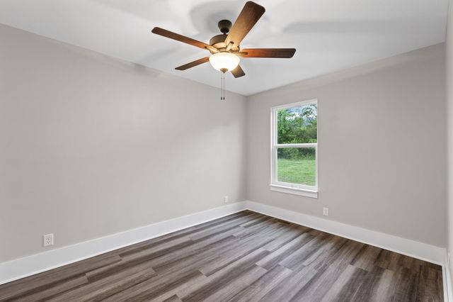 160 Galloway Airport Road, Dunlap, TN 37327
