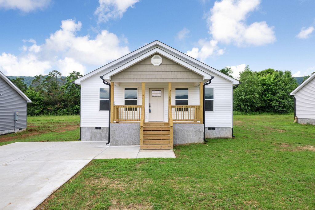 160 Galloway Airport Road, Dunlap, TN 37327
