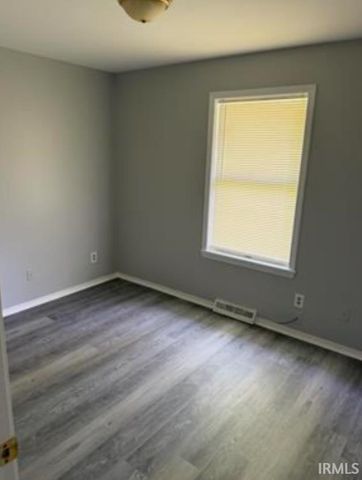 1400 E 7th Street, Muncie, IN 47302