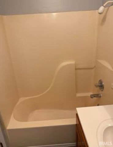 1400 E 7th Street, Muncie, IN 47302