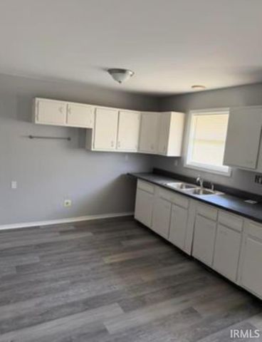 1400 E 7th Street, Muncie, IN 47302