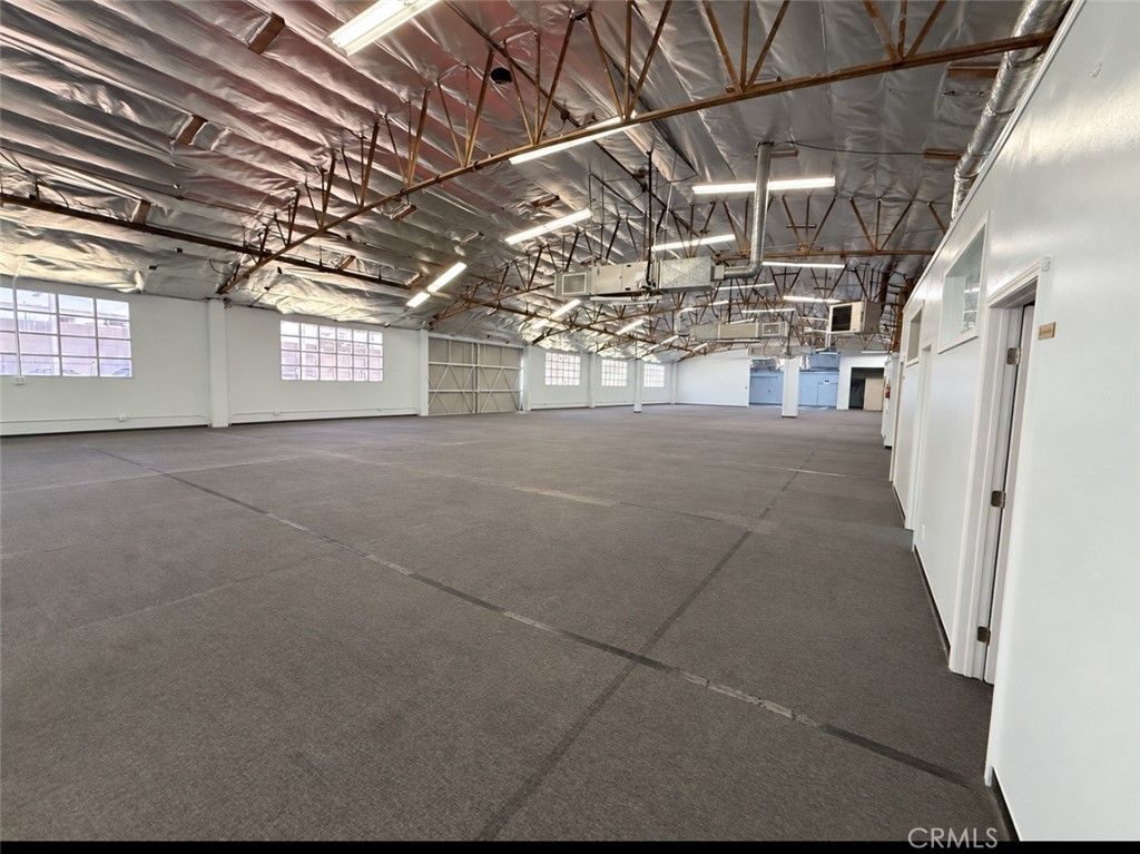 3210 W Vanowen Street, Burbank, CA 91505 — photo 2