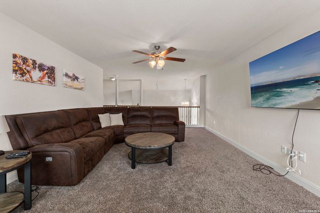 274 SIGEL AVE, New Braunfels, TX 78132