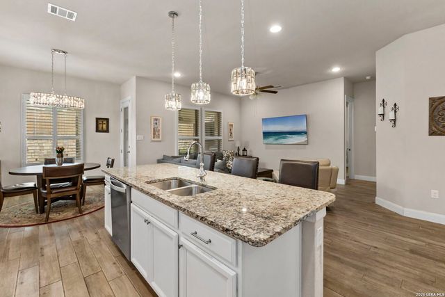 274 SIGEL AVE, New Braunfels, TX 78132