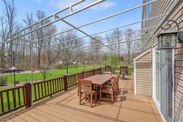 4350 Oak Orchard Road, Clay, NY 13041