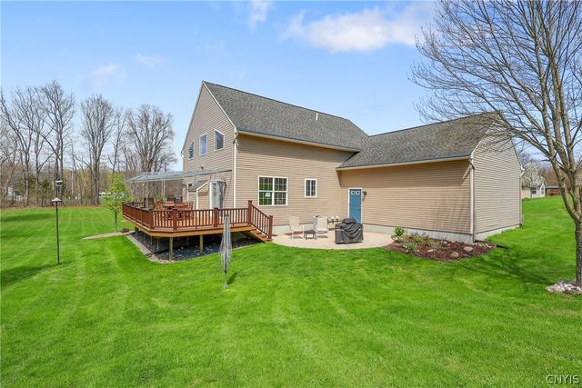 4350 Oak Orchard Road, Clay, NY 13041