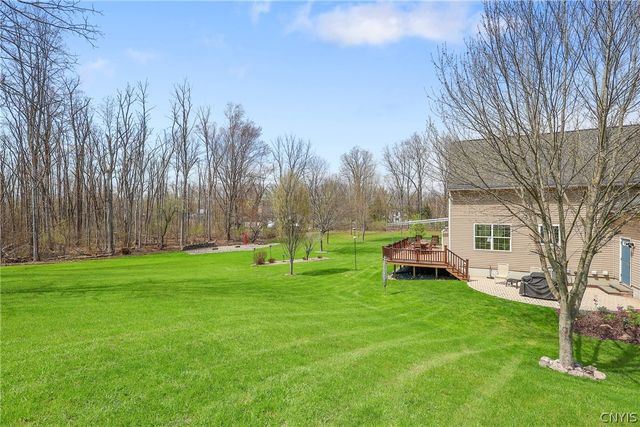 4350 Oak Orchard Road, Clay, NY 13041