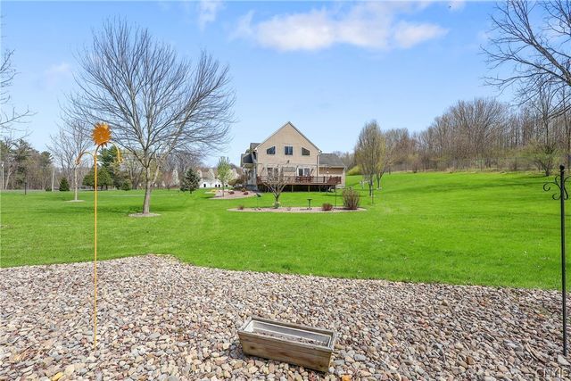 4350 Oak Orchard Road, Clay, NY 13041