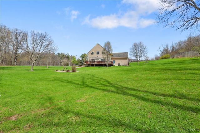 4350 Oak Orchard Road, Clay, NY 13041