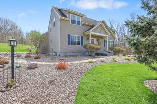 4350 Oak Orchard Road, Clay, NY 13041