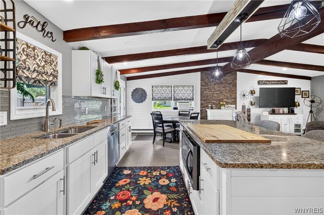 1563 Broadway, Grand Island, NY 14072