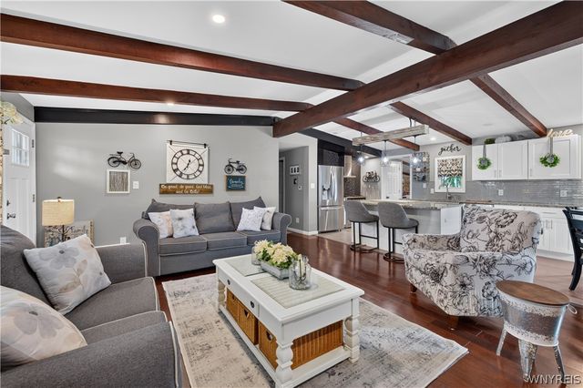 1563 Broadway, Grand Island, NY 14072
