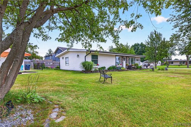 1563 Broadway, Grand Island, NY 14072