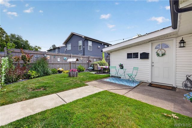 1563 Broadway, Grand Island, NY 14072