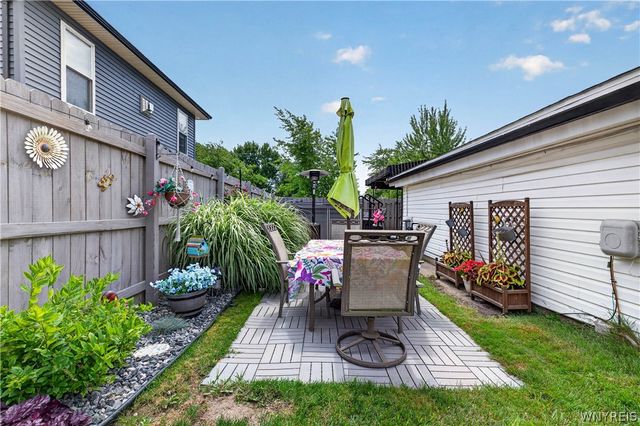 1563 Broadway, Grand Island, NY 14072