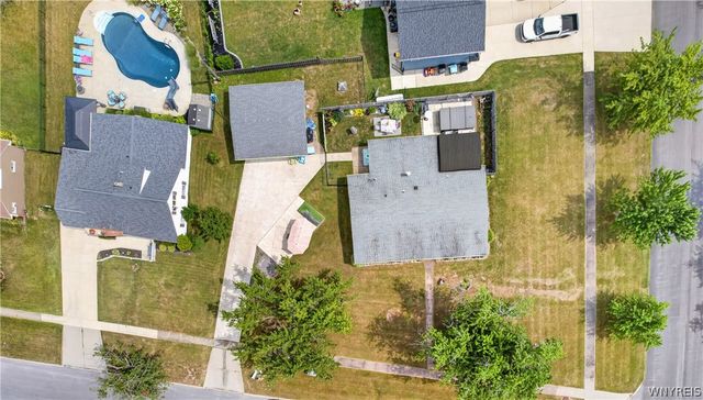 1563 Broadway, Grand Island, NY 14072