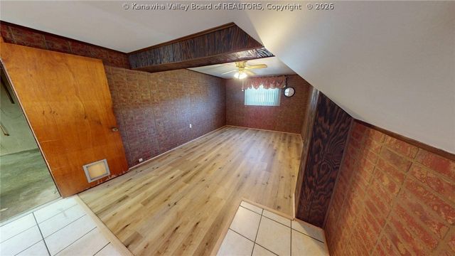 38 Birkewood Road, Huntington, WV 25705