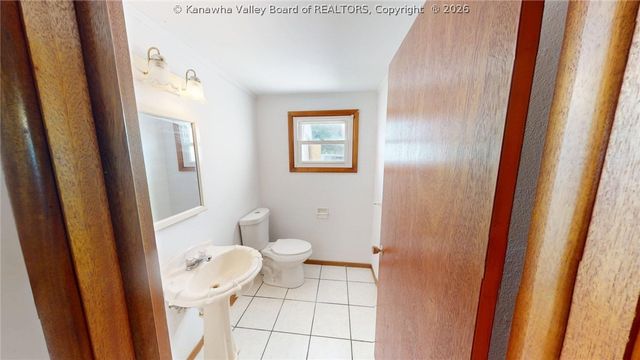 38 Birkewood Road, Huntington, WV 25705
