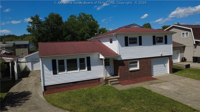 38 Birkewood Road, Huntington, WV 25705