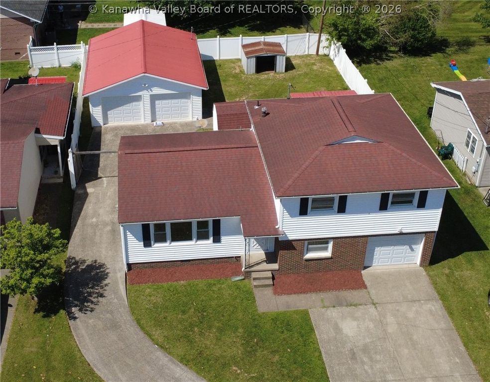 38 Birkewood Road, Huntington, WV 25705