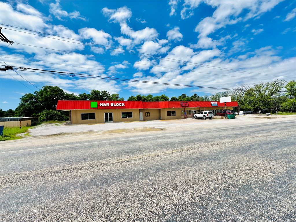 311 S Access Road, Clyde, TX 79510