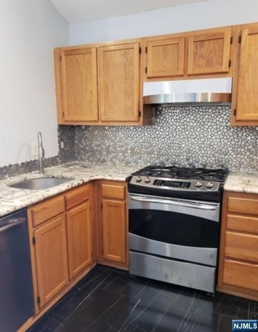 511 Chatfield Drive, Pequannock Township, NJ 07444