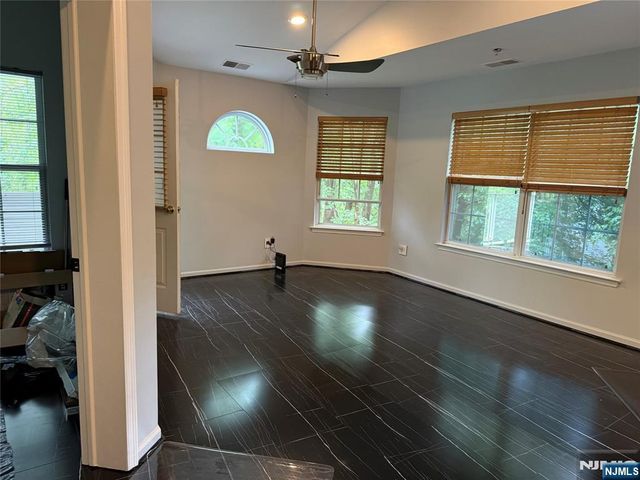 511 Chatfield Drive, Pequannock Township, NJ 07444