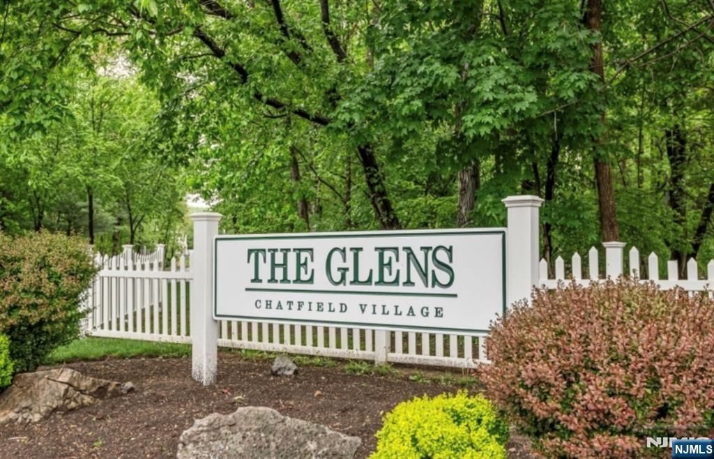 511 Chatfield Drive, Pequannock Township, NJ 07444
