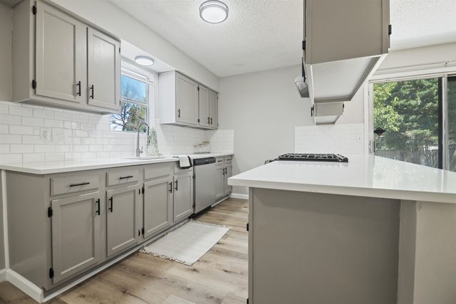 5708 Callen St, Wichita, KS 67220