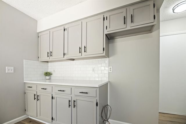 5708 Callen St, Wichita, KS 67220