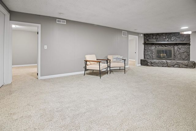 5708 Callen St, Wichita, KS 67220