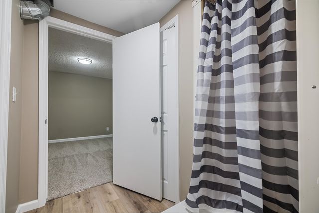 5708 Callen St, Wichita, KS 67220