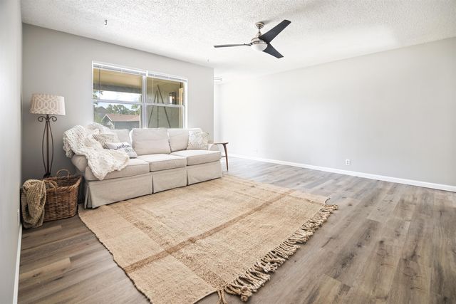 5708 Callen St, Wichita, KS 67220