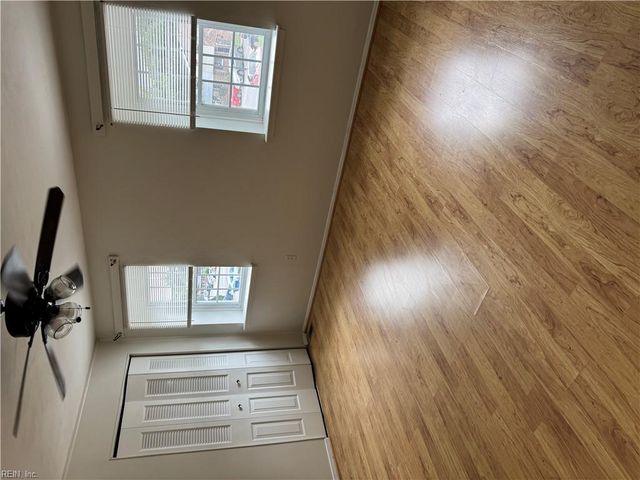 840 N Grosvenor CT, Virginia Beach, VA 23462