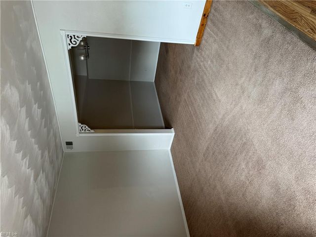 840 N Grosvenor CT, Virginia Beach, VA 23462