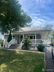 43 Orchard Street, Metuchen, NJ 08840