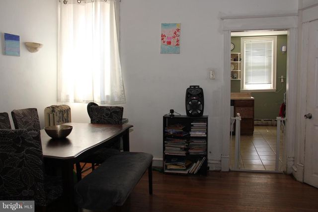 5439 OAKLAND ST, Philadelphia, PA 19124