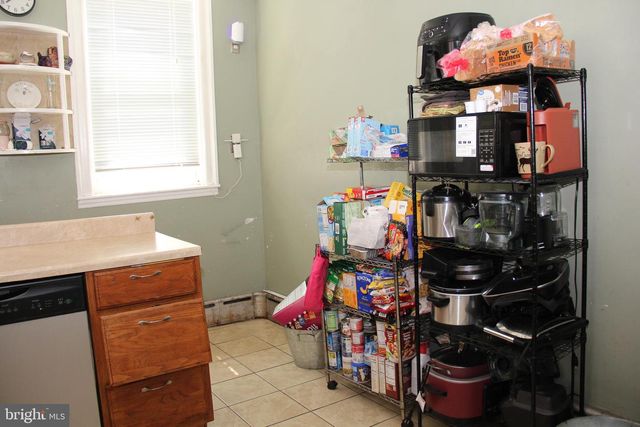 5439 OAKLAND ST, Philadelphia, PA 19124