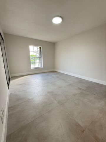 316 Cape Cod Circle B, Greenacres, FL 33467