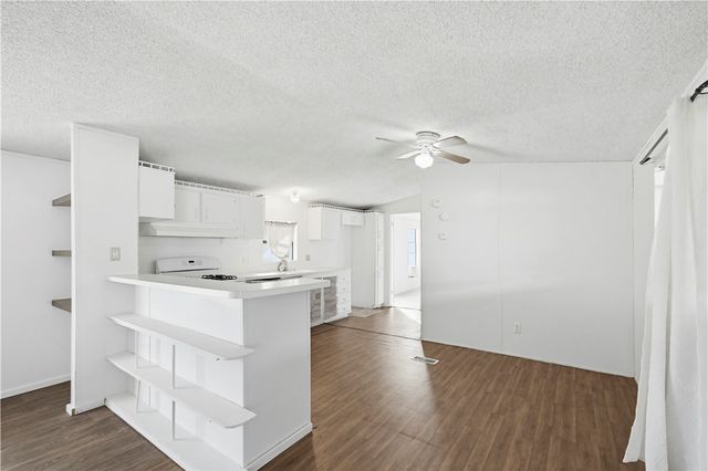 2480 E Packard Avenue, Kingman, AZ 86409