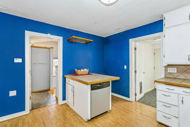 239 E Summit, Augusta, KS 67010