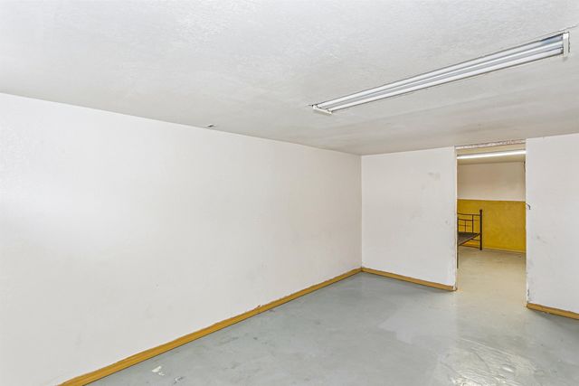 239 E Summit, Augusta, KS 67010