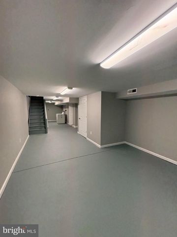1329 W WINGOHOCKING ST, Philadelphia, PA 19140