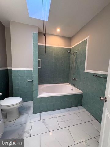 1329 W WINGOHOCKING ST, Philadelphia, PA 19140