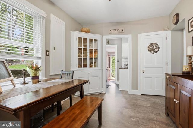2792 SWAMP CREEK RD, Green Lane, PA 18054