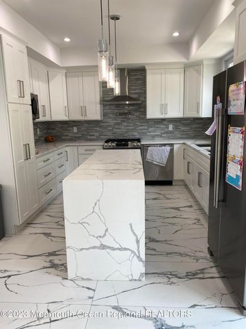 975 Van Court Avenue, Long Branch, NJ 07740